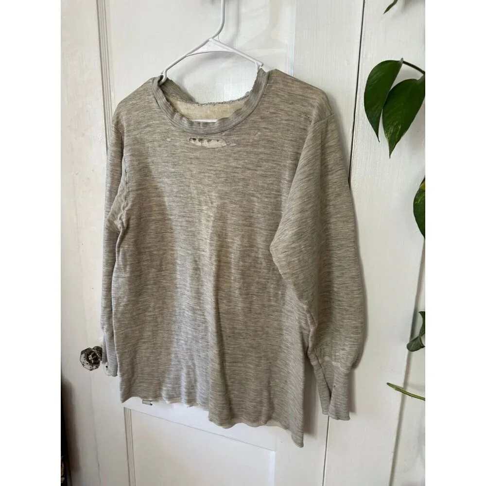 Duo Fold men’s size large Sweater